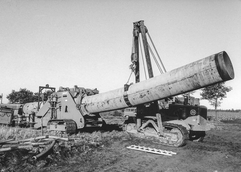 the laying of an oil pipeline in Wilhelmshaven